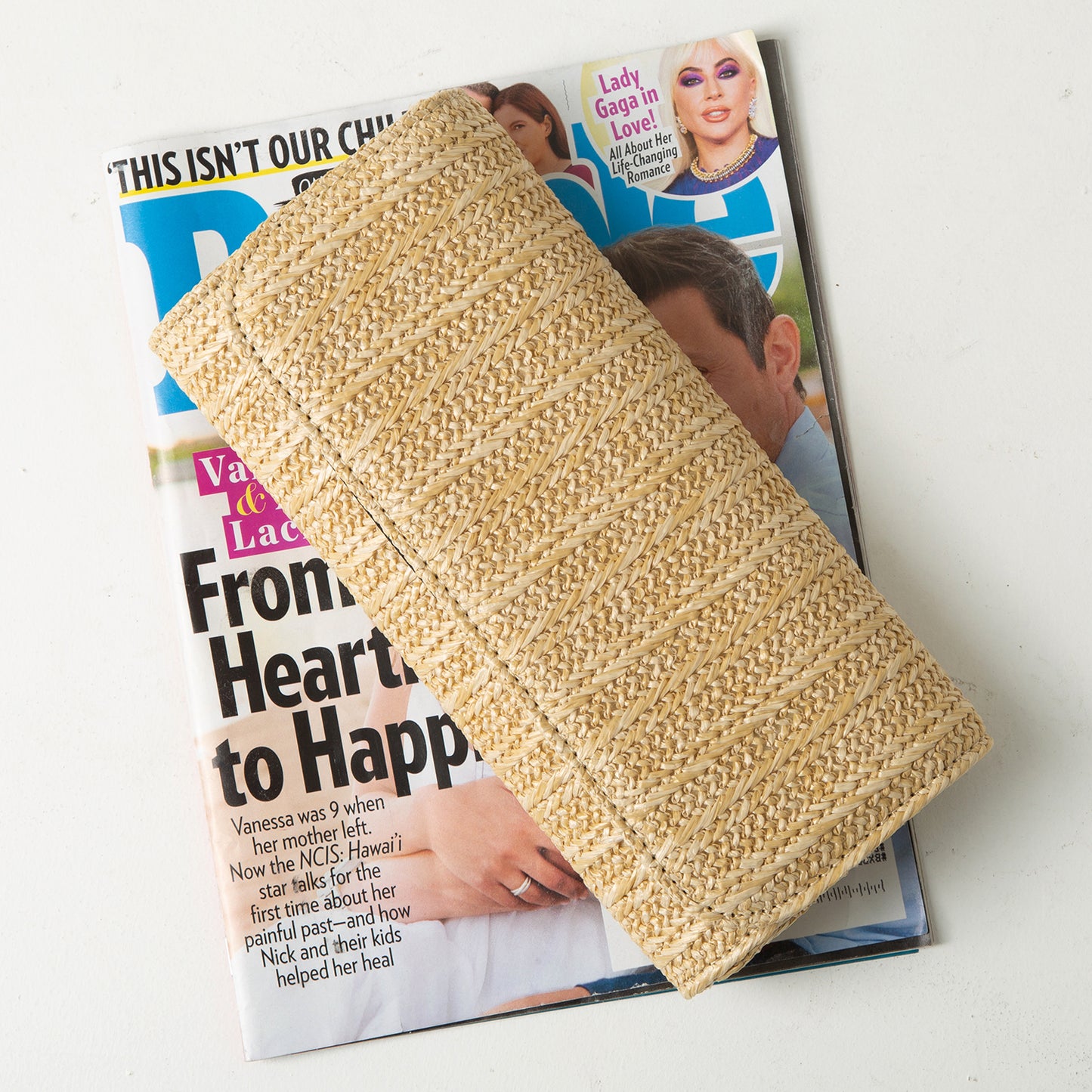 Natural Straw Clutch